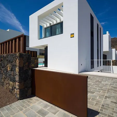 Willa Calderas Deluxe Sea And Mountain Views And Private Pool